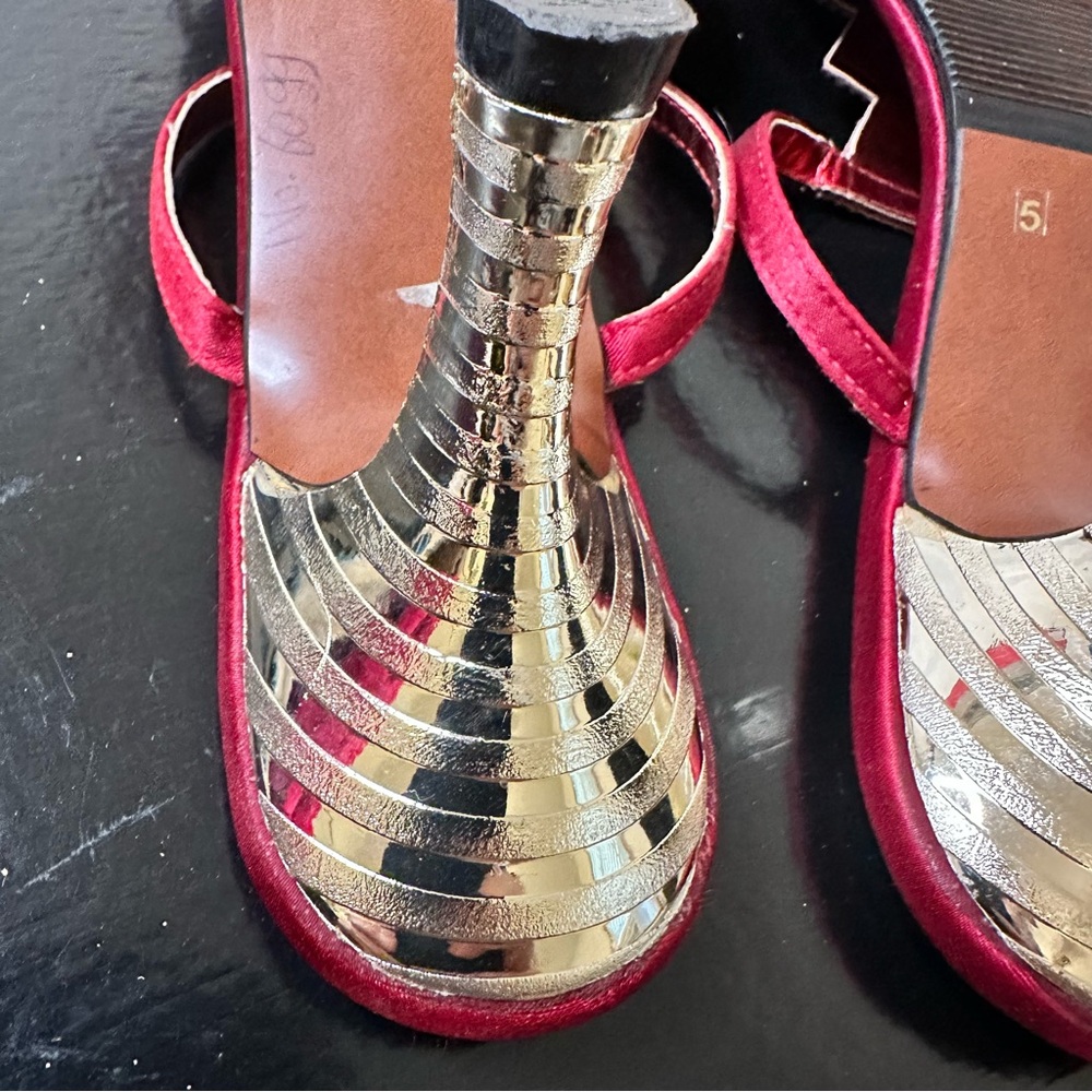 Vintage Bentley Chic Red Embellished Heels - Picture 14 of 16